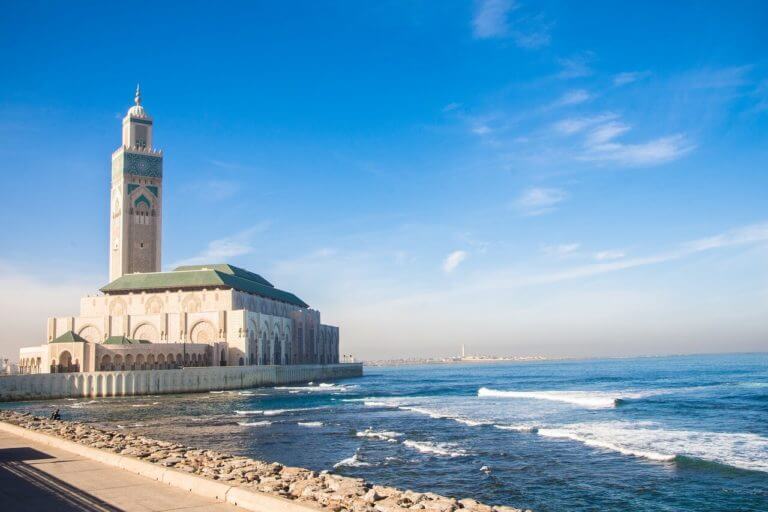 10 RAISONS DE VENIR À LHOSTEL CASABLANCA 1 the hassan ii mosque, mosque, casablanca